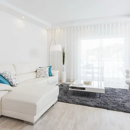 D_loft Downtown Apartment *